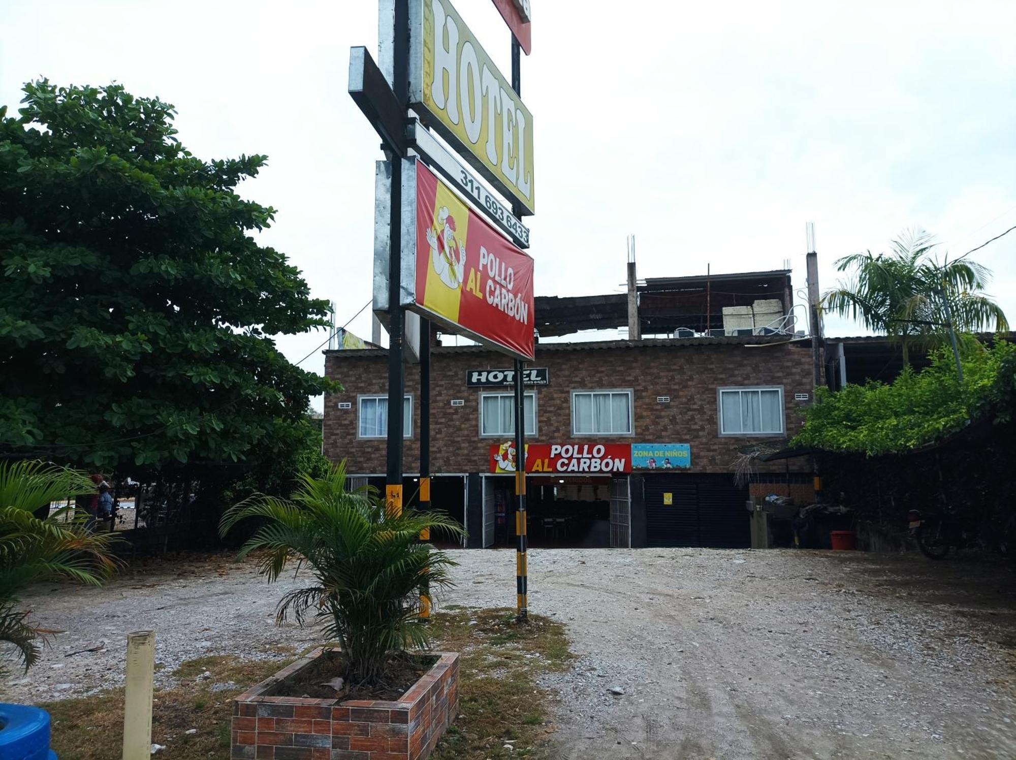 La Plazoleta Hotell Doradal Exteriör bild